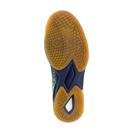 Sneaker sole with textured pattern